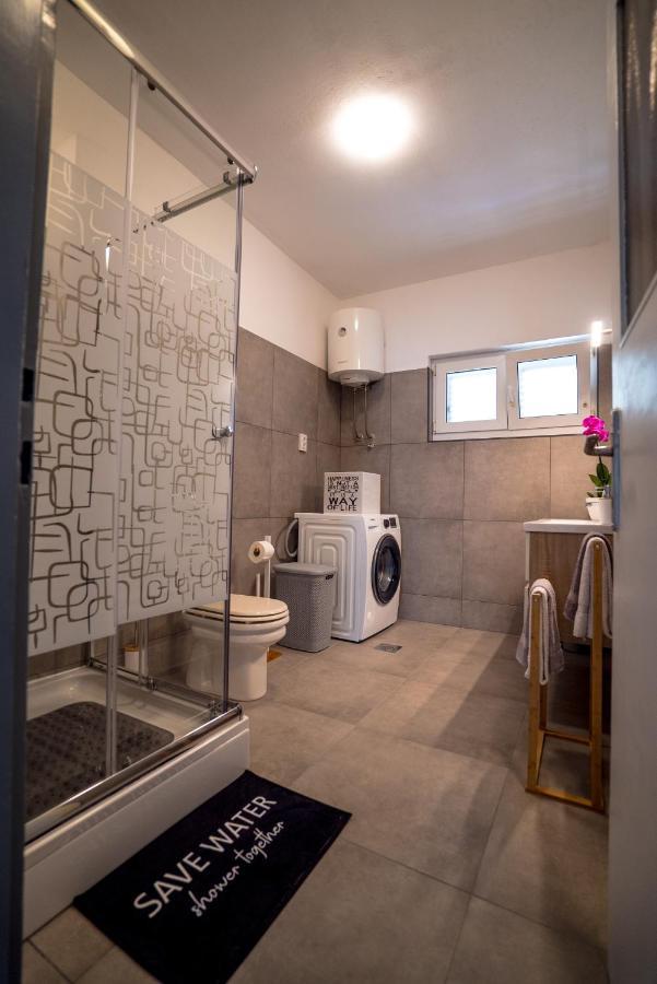 Sea Lover Apartment ザダル エクステリア 写真
